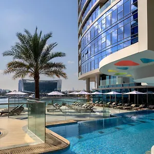 Hotel Hilton Creek & Residences *****